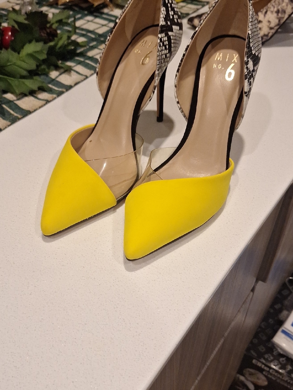 Mix No. 6 Yellow Pointed-Toe Stiletto Pumps